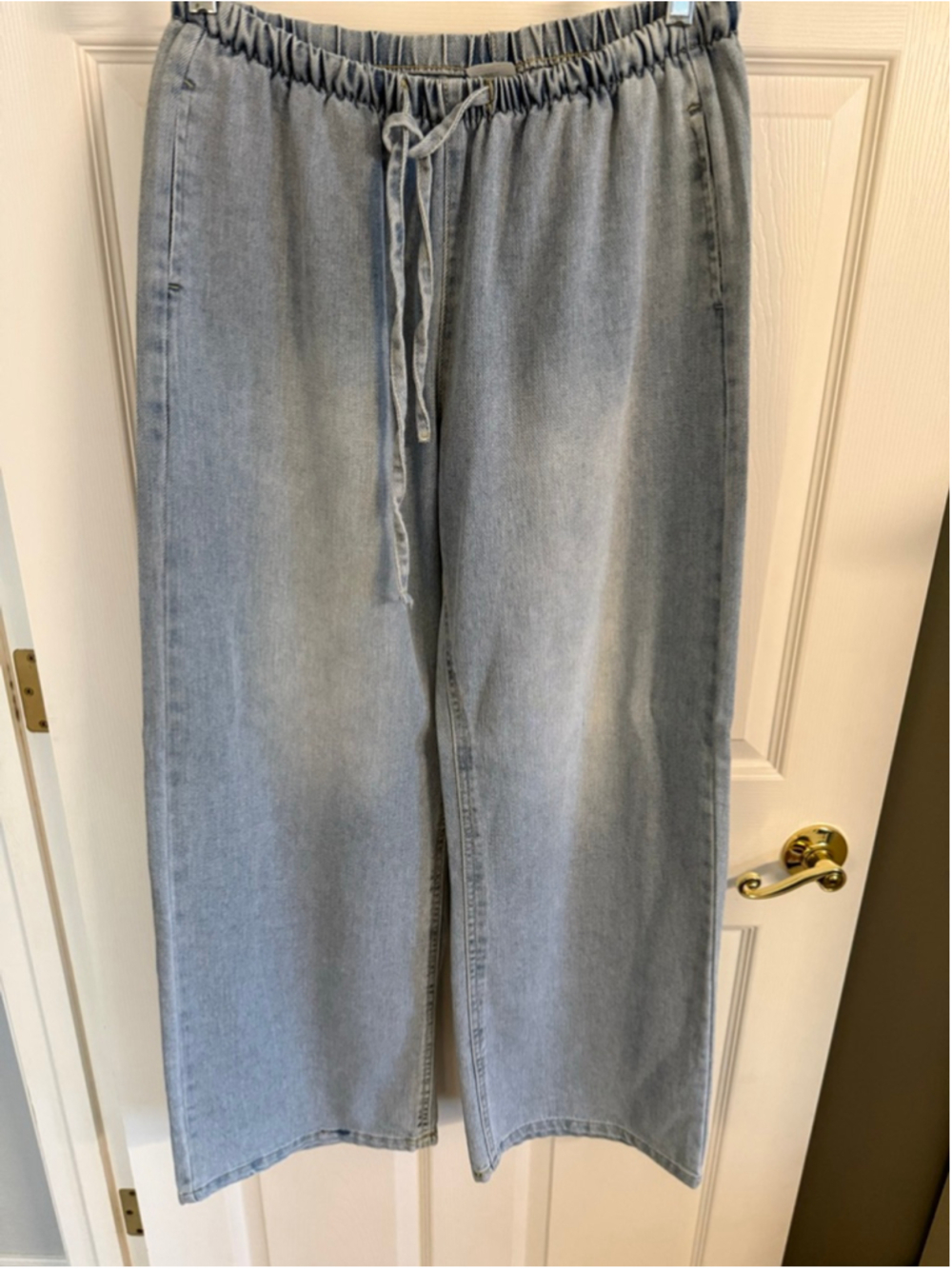 Mini-Waistband Wide Leg Pants No Boundaries light wash size small